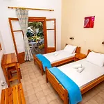 Reggis Apartments